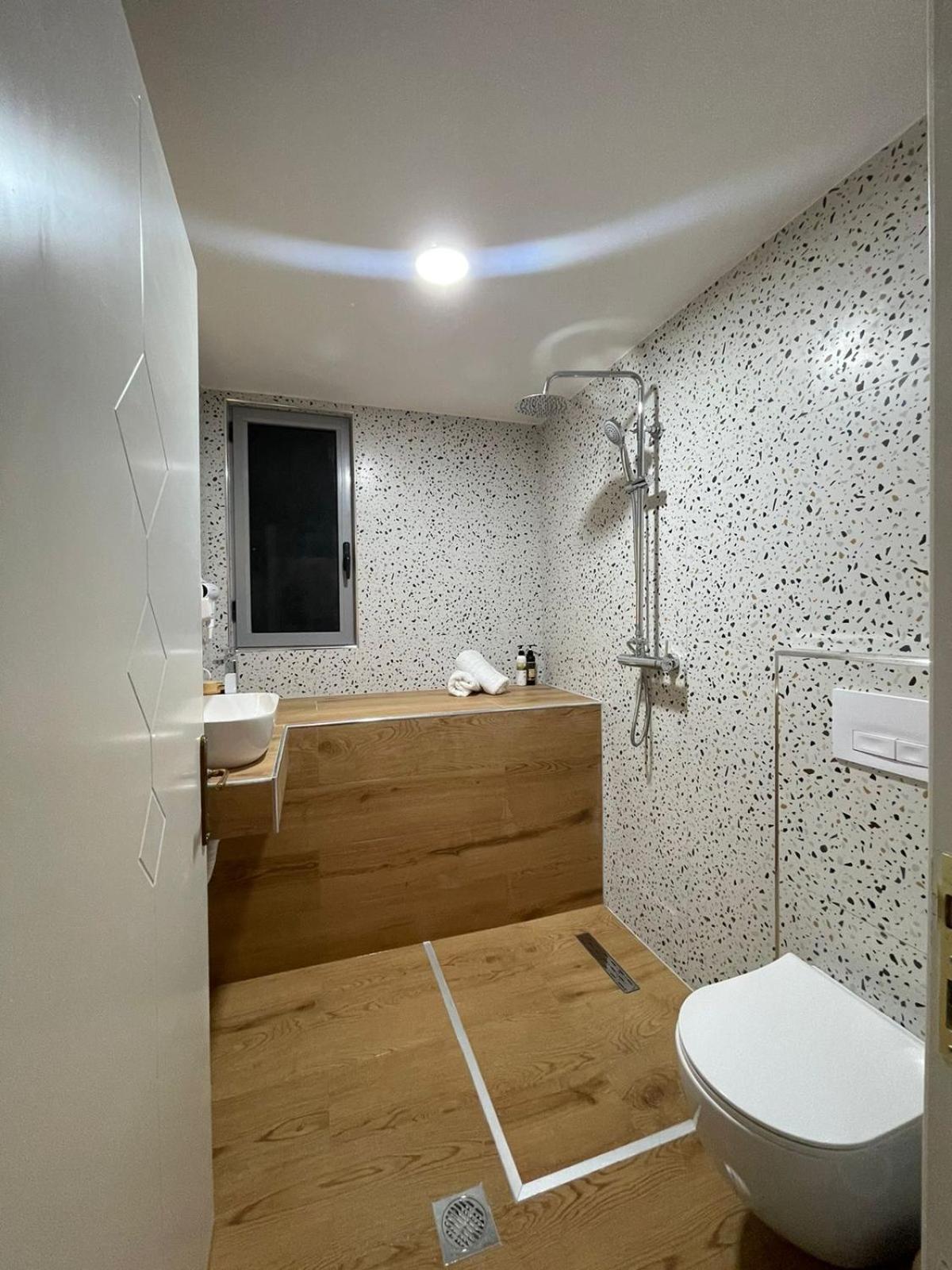 Guest-Room Zoi&Teri Tepelene ภายนอก รูปภาพ